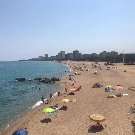 Lloguer30 Delfines, Swimming Pools , Near The And With Parking Apartman