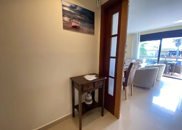 Lloguer30 Delfines, Swimming Pools , Near The And With Parking Daire Platja d'Aro