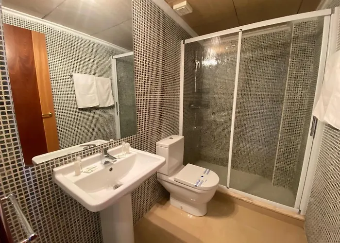 Lloguer30 Delfines, Swimming Pools , Near The And With Parking Daire