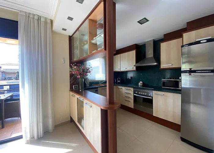 Lloguer30 Delfines, Swimming Pools , Near The And With Parking Daire *