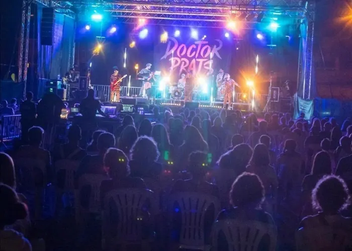 Lloguer30 Delfines, Swimming Pools , Near The And With Parking